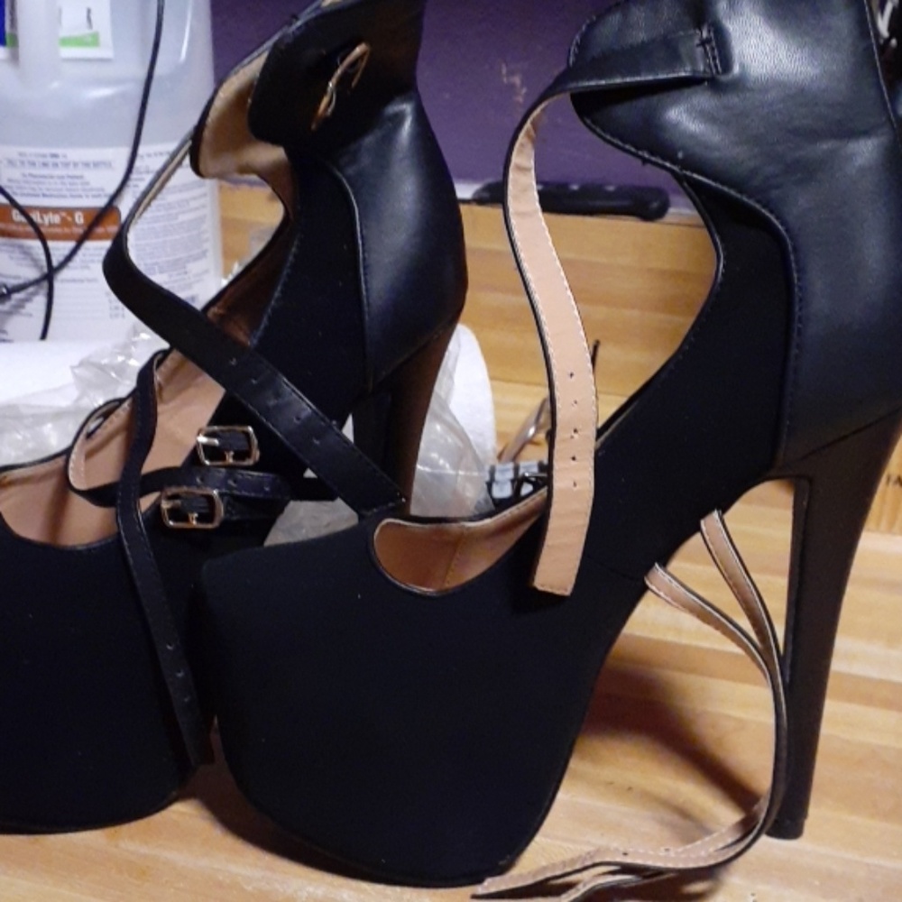 7 inch pumps